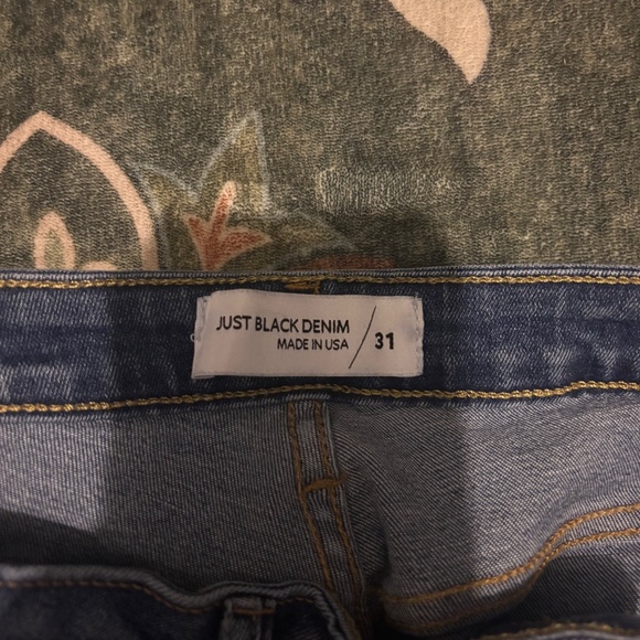 Lulus jeans - Picture 2 of 2